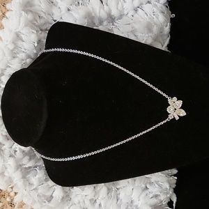 Simply Vera necklace